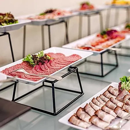 Windsor W Jachrance 4* Serock